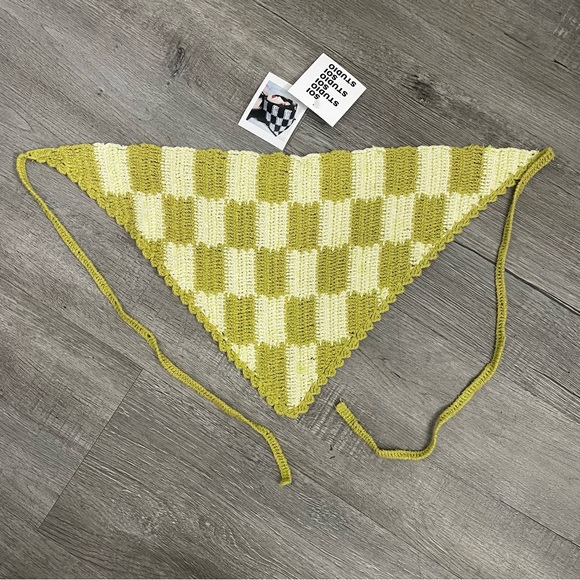 NWT SOI Studio Cropped Checkered Bandana Top, Size XS - Picture 2 of 3